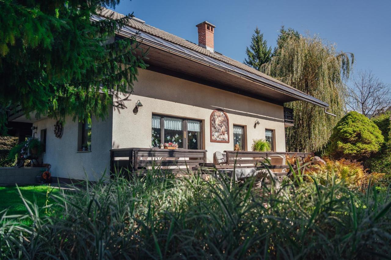 Apartma Borovc Mojstrana Exterior foto